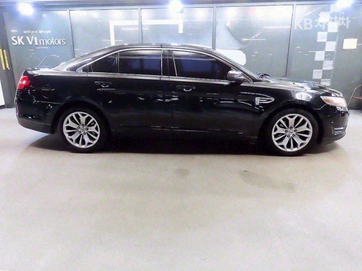 Ford Taurus New 2.0 Limited EcoBoost 4