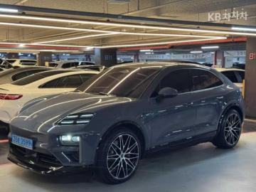 Porsche Macan Turbo — foto 1