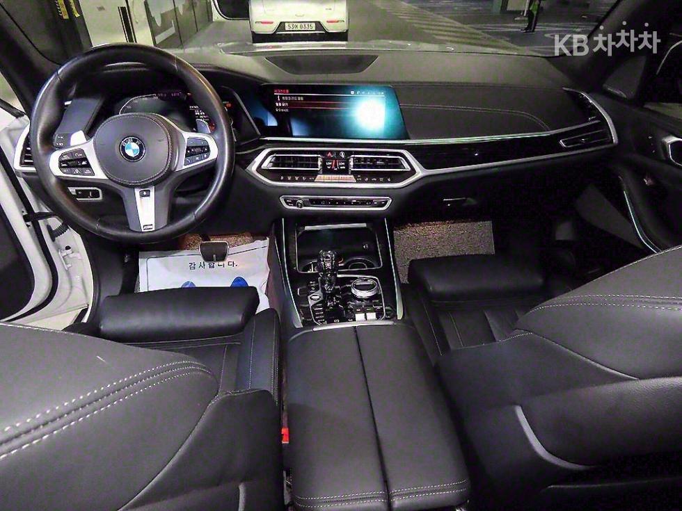 BMW X7 — miniaturë 10