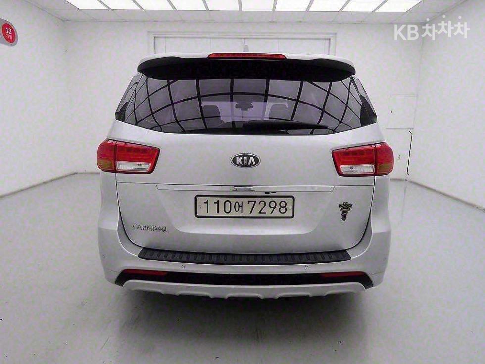 2016 - kia carnival