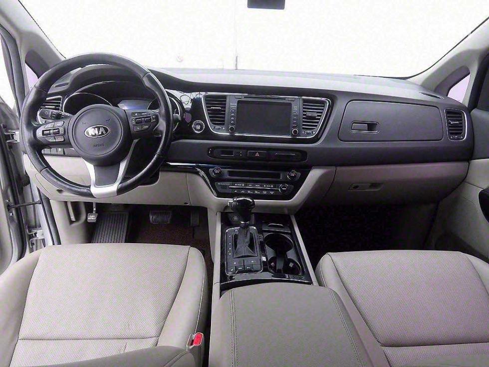 2016 - kia carnival