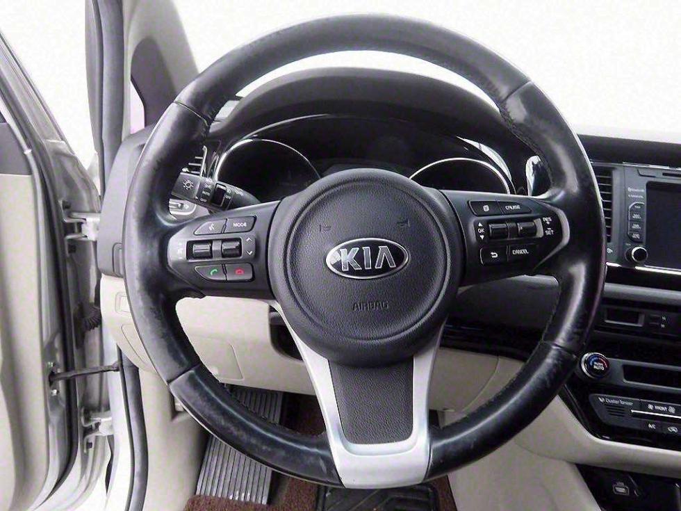 2016 - kia carnival
