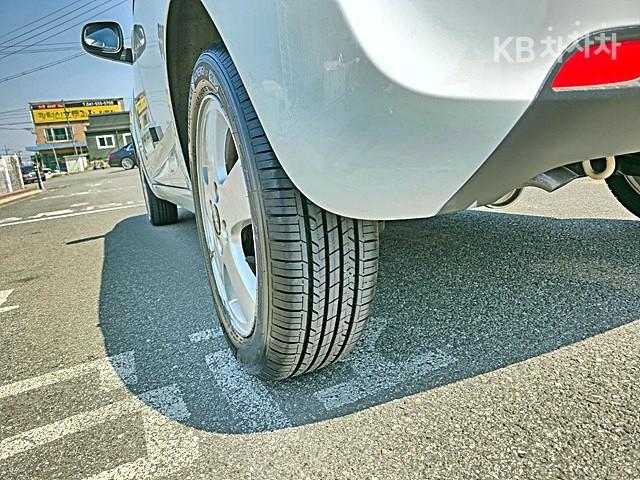 Chevrolet Matiz CREATIVE GROOVE Star 8