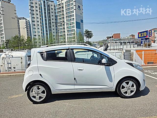 Chevrolet Matiz CREATIVE GROOVE Star 9