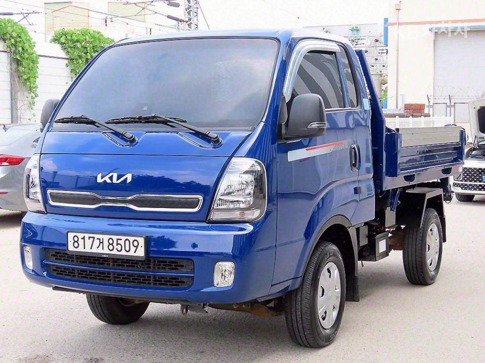 2022 - kia bongo iii