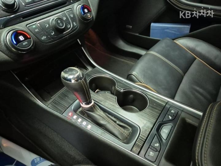 Chevrolet Impala 2.5 LTZ 9