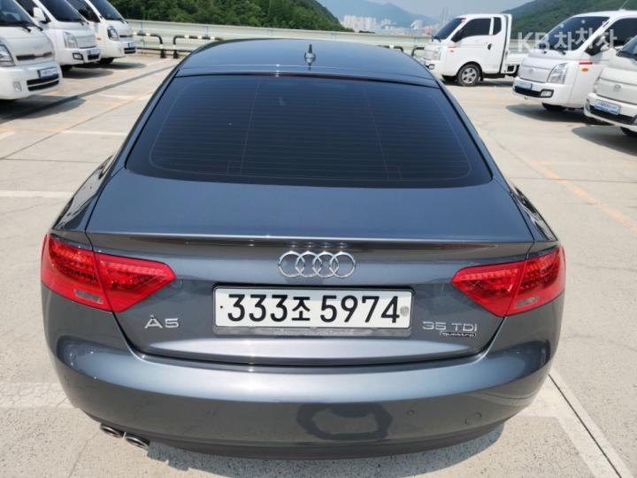 Audi A5 NEW 35 TDI Quattro Sportback 8TA 10