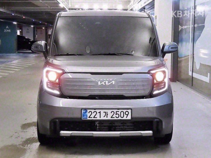 Kia Ray 1.0 Gasoline Signature - фото 2