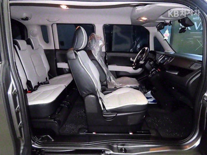 Kia Ray 1.0 Gasoline Signature - фото 8