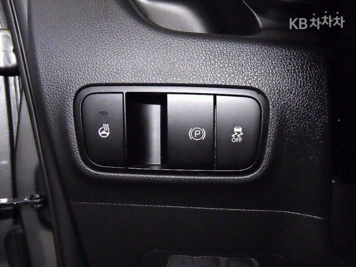 Kia Ray 1.0 Gasoline Signature - фото 14