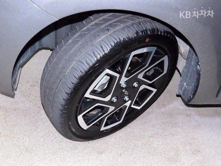 Kia Ray 1.0 Gasoline Signature - фото 20