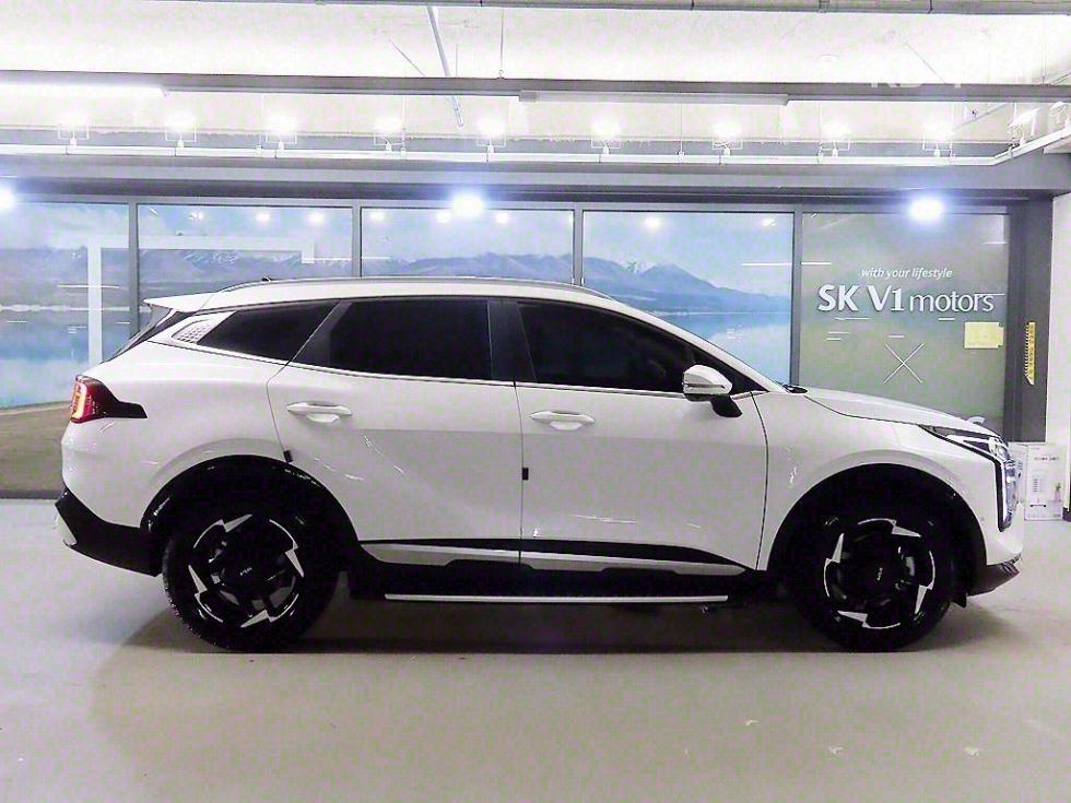 2025 - kia sportage