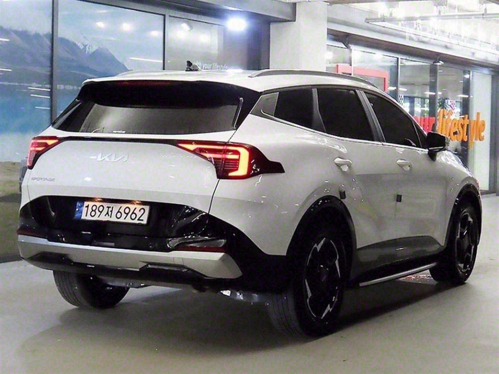 2025 - kia sportage