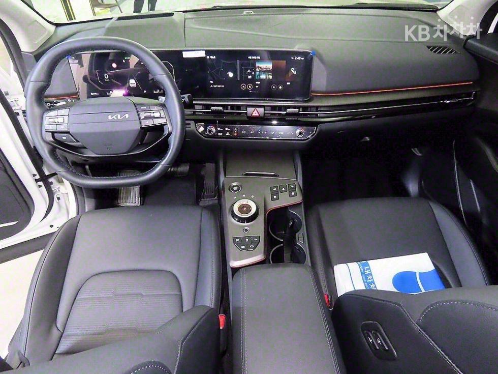 2025 - kia sportage