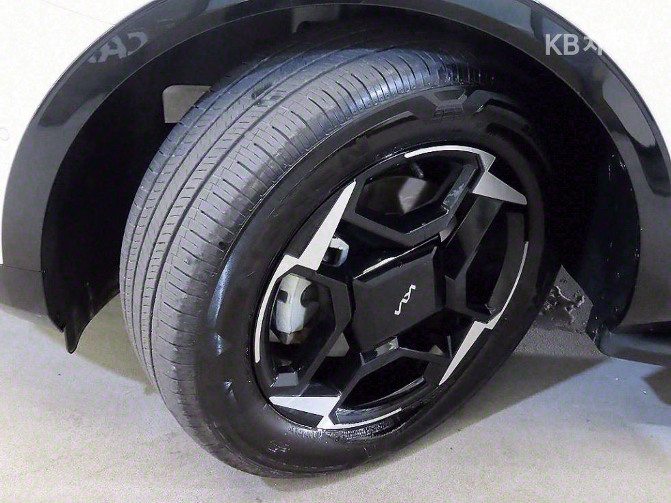 2025 - kia sportage