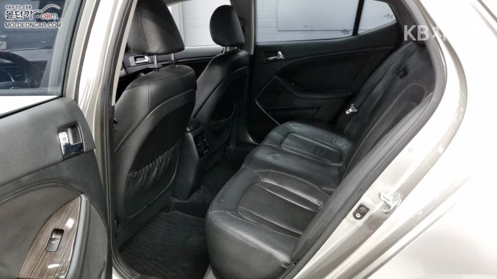 2011 - kia k5