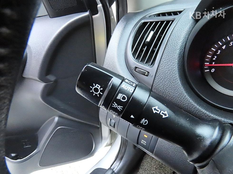 2011 - kia forte