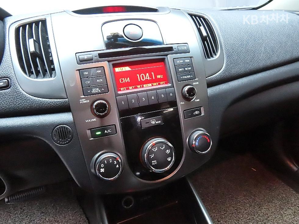 2011 - kia forte