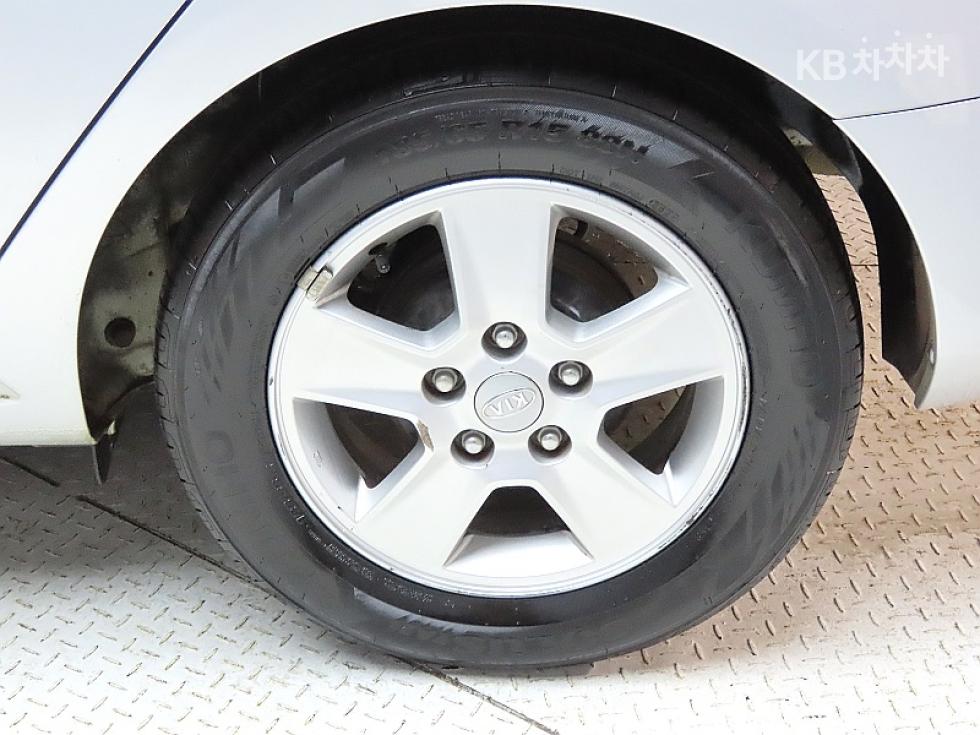 2011 - kia forte