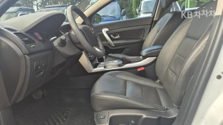 Renault SM5 Nova Classic 10