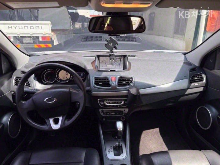 Renault SM3 Neo LE Base Type 6