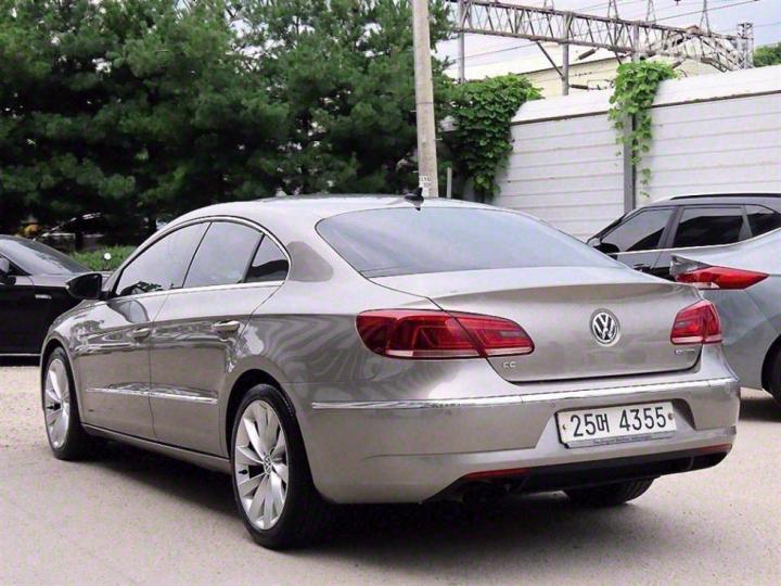 Volkswagen CC New 2.0 TDI BlueMotion 4
