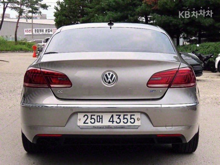 Volkswagen CC New 2.0 TDI BlueMotion 5