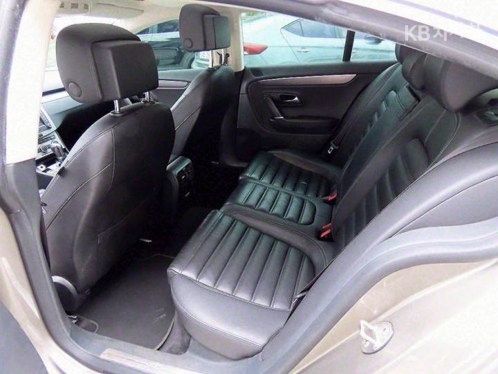 Volkswagen CC New 2.0 TDI BlueMotion 7