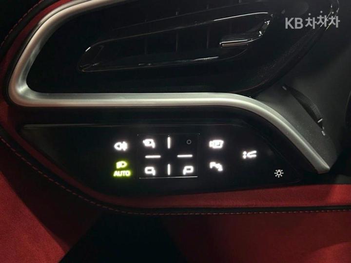 Ferrari 296 GTB 3.0 V6 Base Type 10