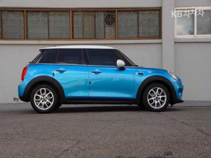 Mini Cooper 5 Duo D 1.5 Midtrim 3