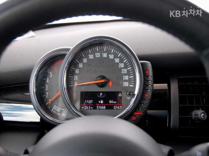 Mini Cooper 5 Duo D 1.5 Midtrim 9