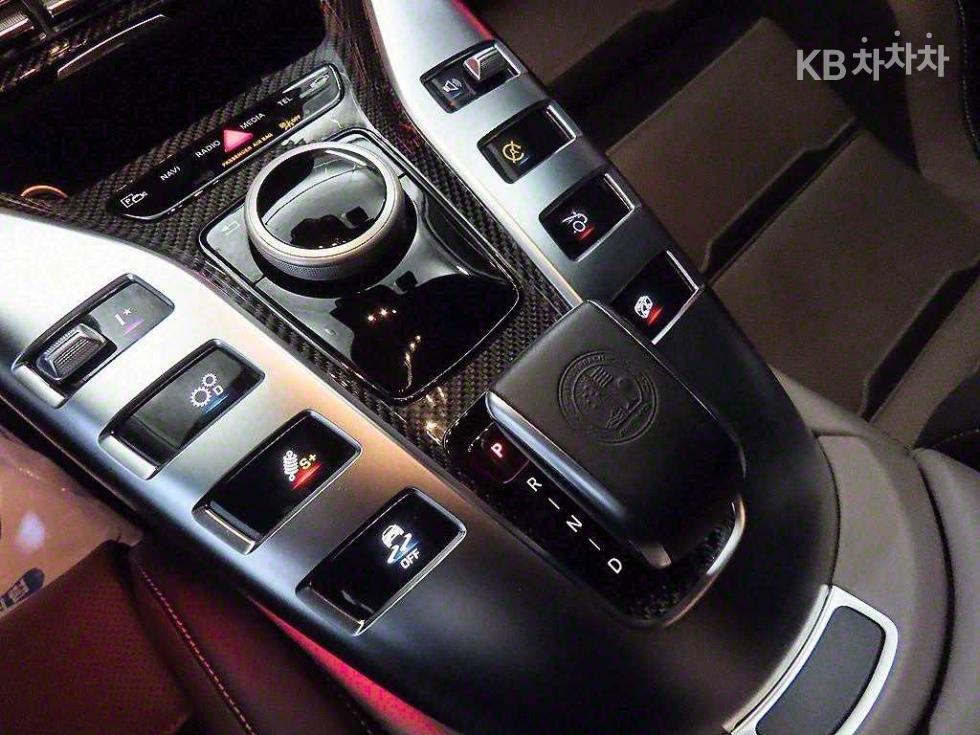 Mercedes-Benz AMG GT — miniaturë 12
