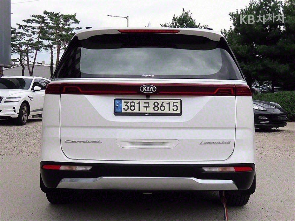 2021 - kia carnival
