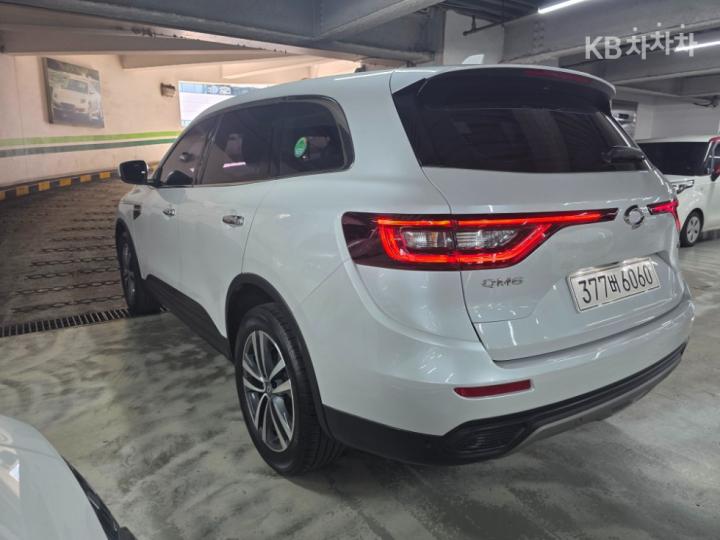 Renault QM6 New 2.0 LPe 2WD LE 8