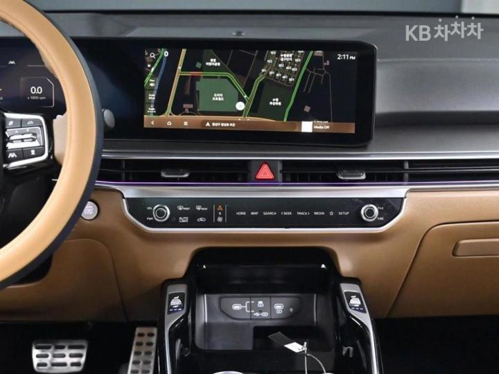 Kia Sorento Hybrid MQ4 1.6T HEV 2WD Signature Gravity 7