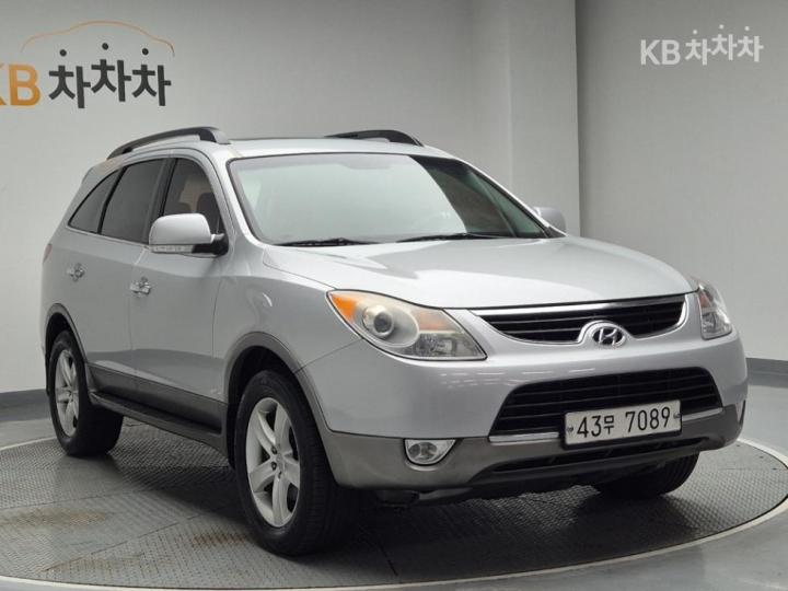 Hyundai Veracruz 2WD 300X DELUXE 5