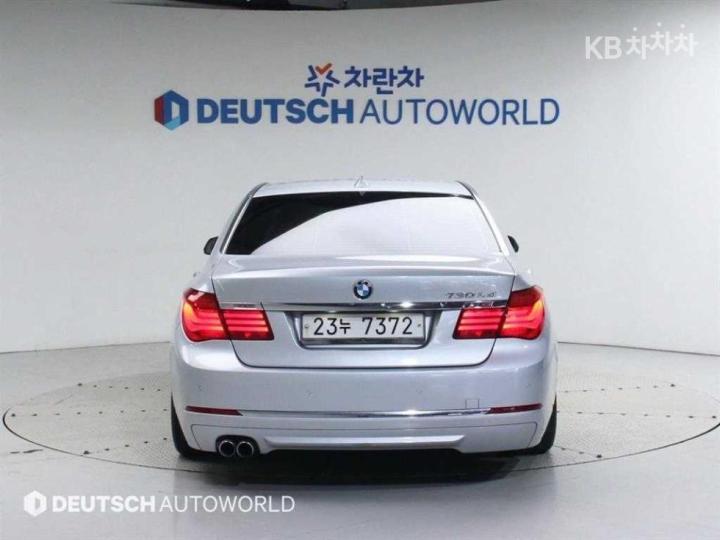 BMW 7 Series New 730Ld F02 5