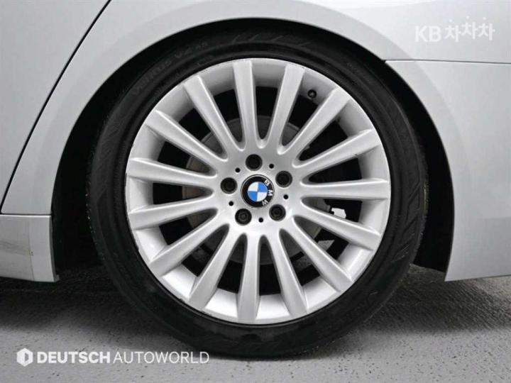 BMW 7 Series New 730Ld F02 6