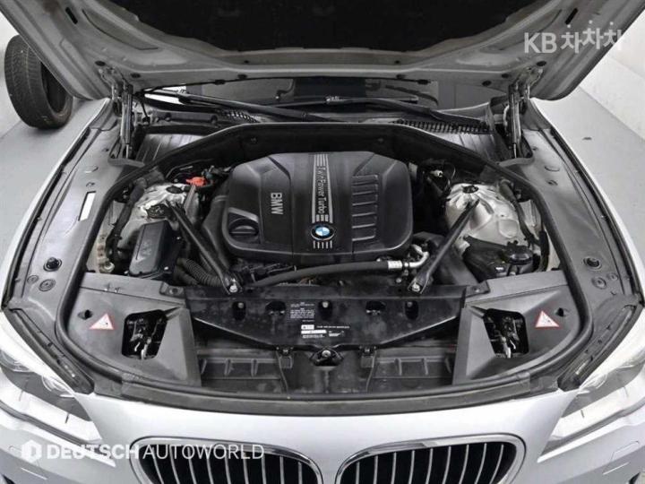 BMW 7 Series New 730Ld F02 7