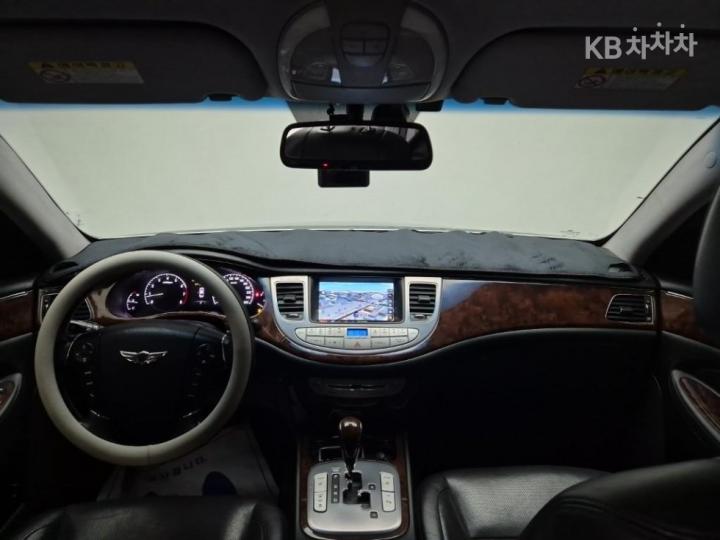 Hyundai Genesis BH330 LUXURY Base Type 9