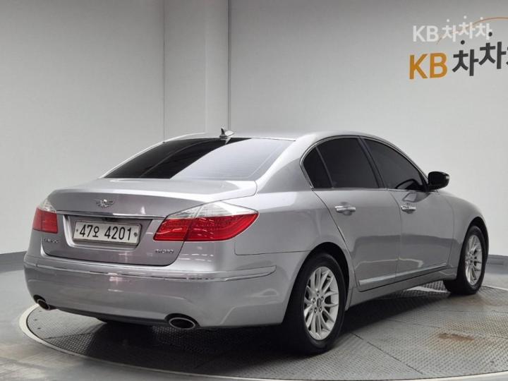 Hyundai Genesis BH330 LUXURY Base Type 4