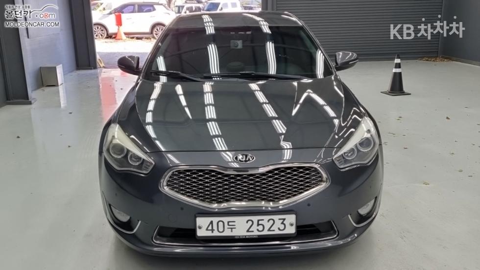 2013 - kia k7