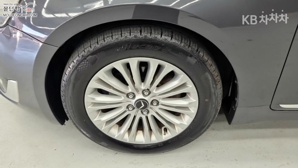 2013 - kia k7