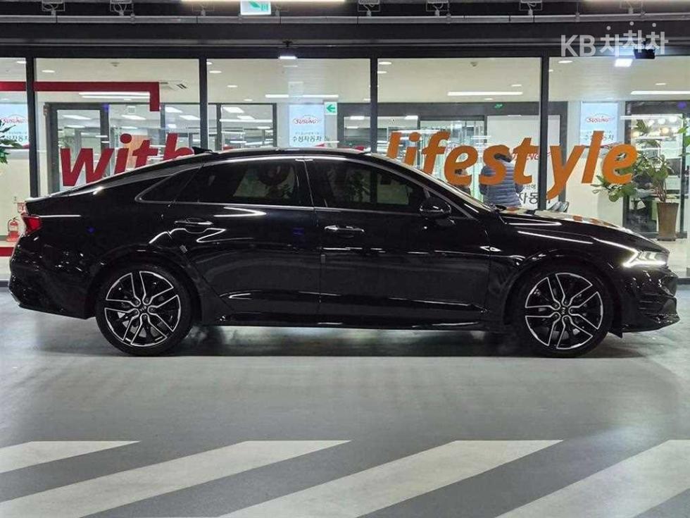 2021 - kia k5