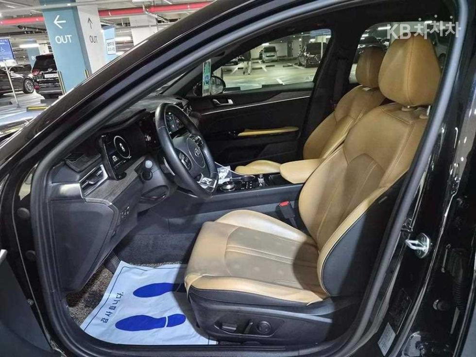 2021 - kia k5
