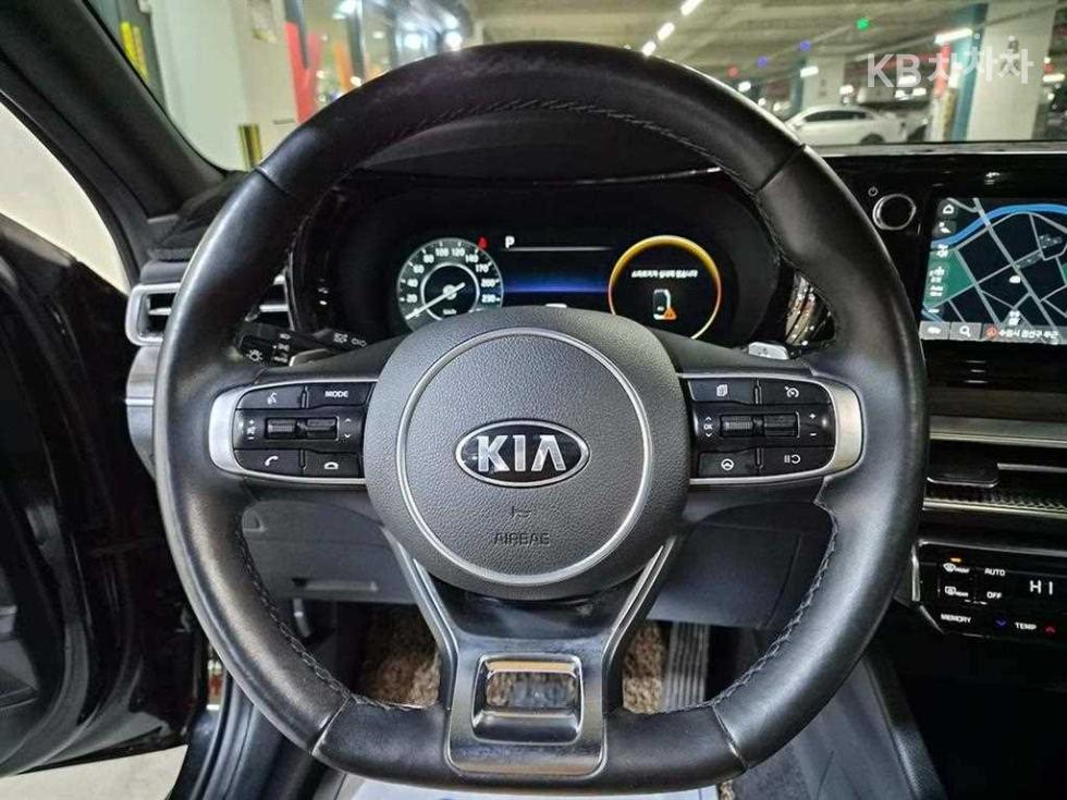 2021 - kia k5