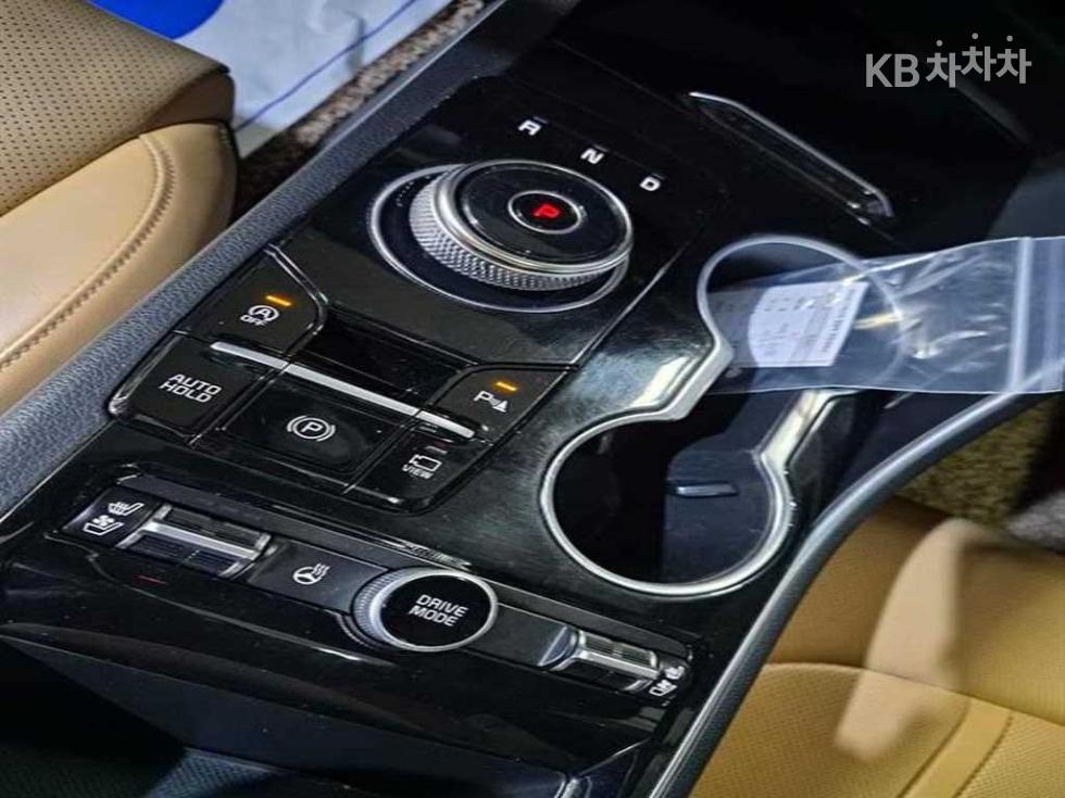 2021 - kia k5