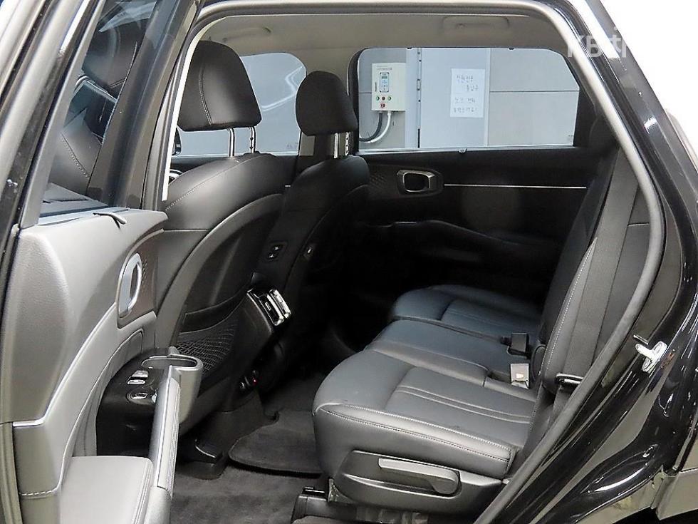 2023 - kia sorento