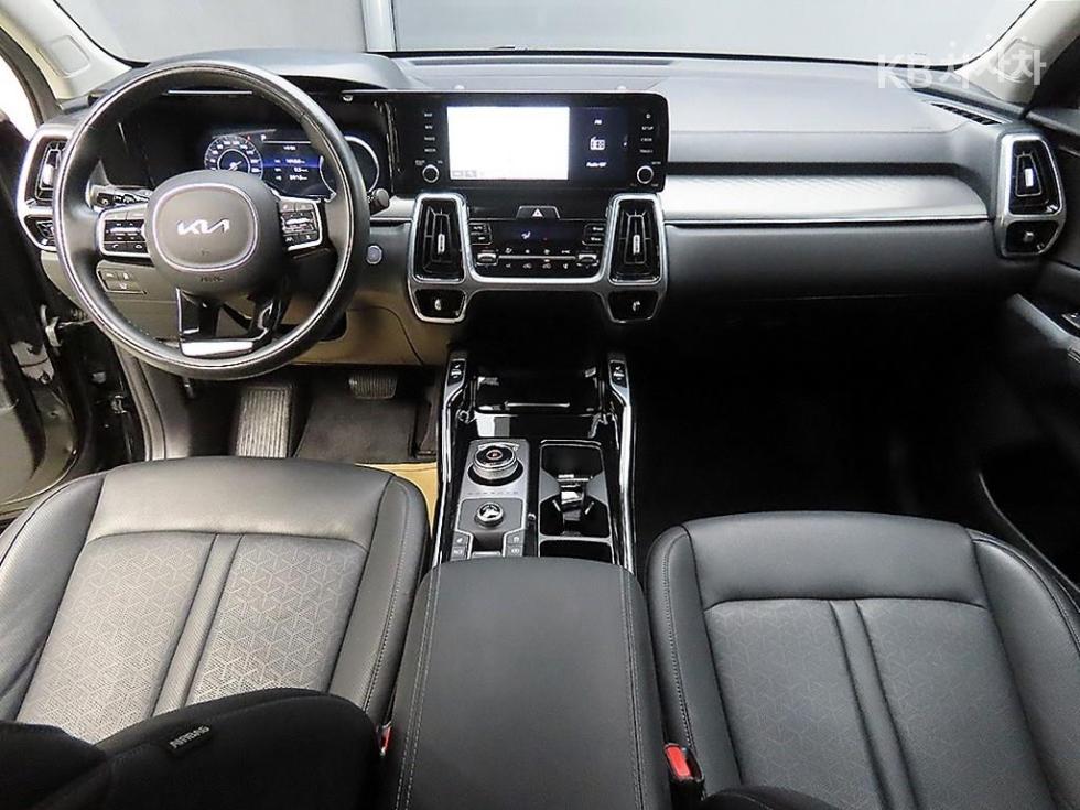 2023 - kia sorento