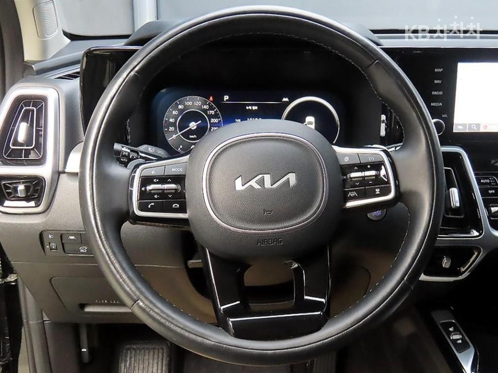 2023 - kia sorento